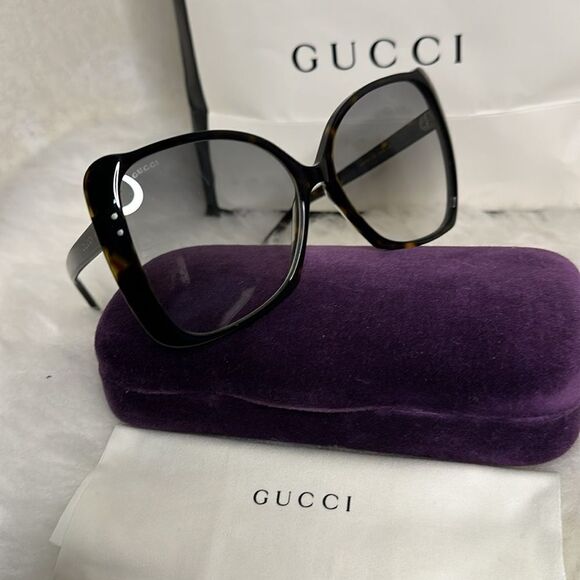 ?Authentic Gucci Sunglasses with Case? main image 7